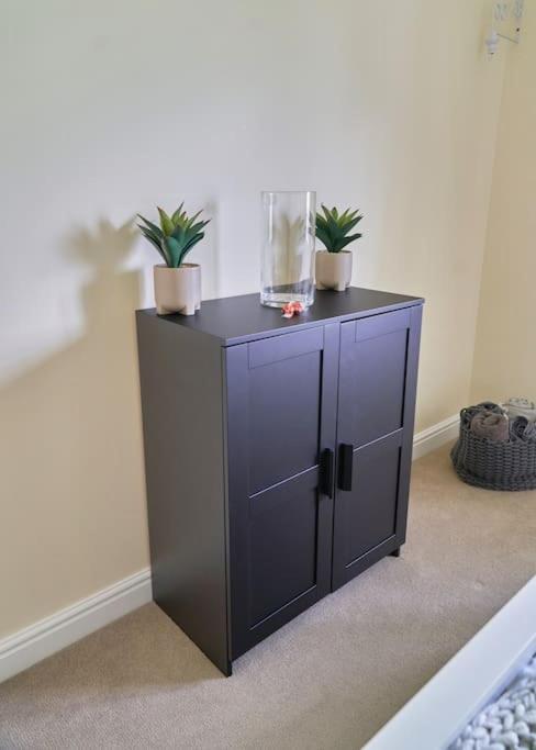 Stunning Luxury 2 Bed Apartment With En-Suite In Wokingham City Centre Eksteriør bilde